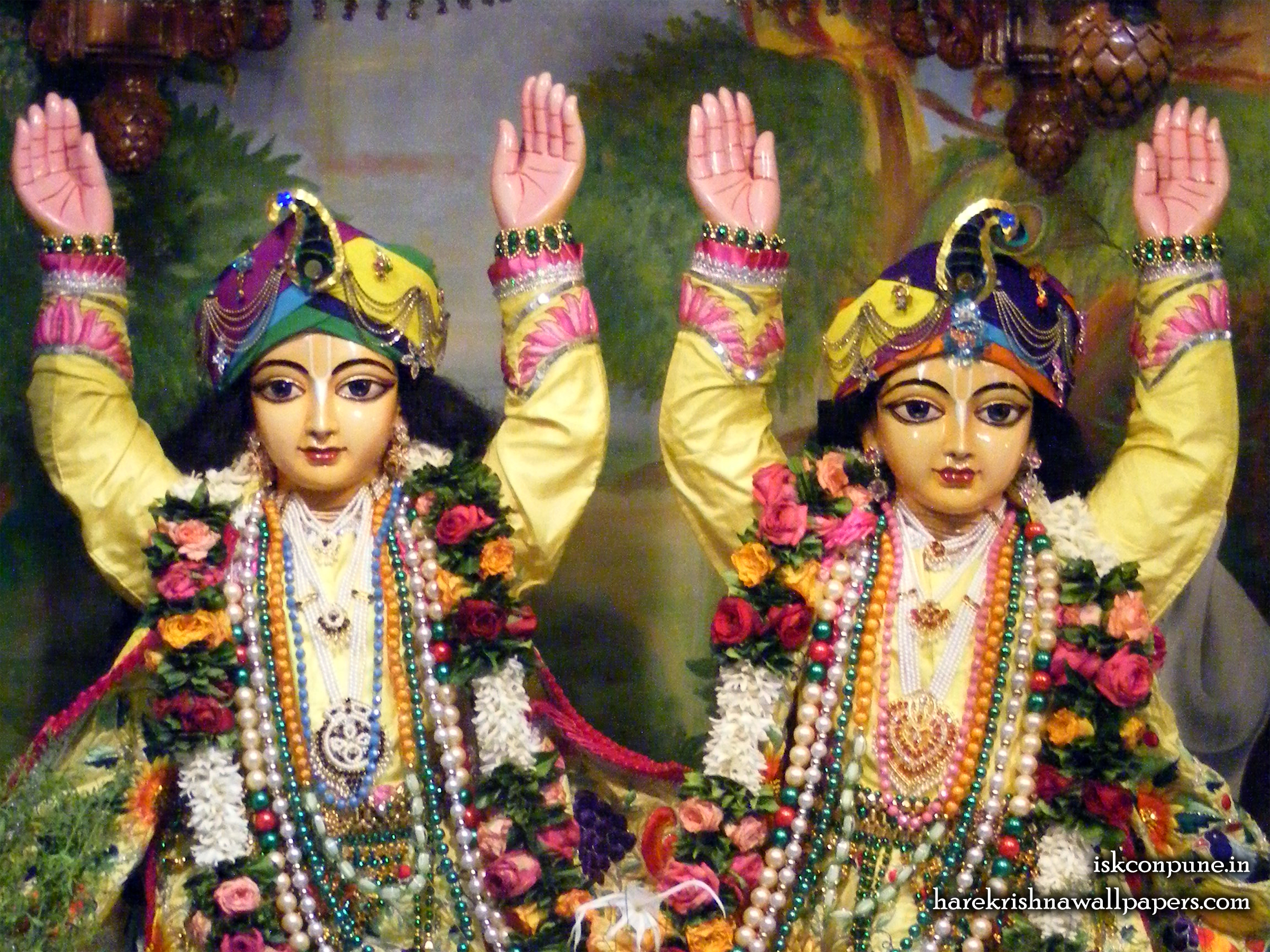 Sri Sri Gaura Nitai Close up Wallpaper (002) Size 2400x1800 Download