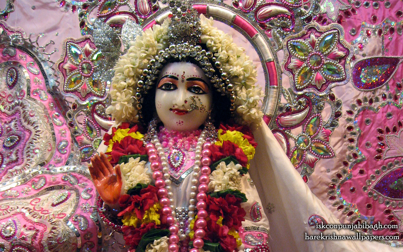 Sri Radha Close up Wallpaper (005) Size 1680x1050 Download