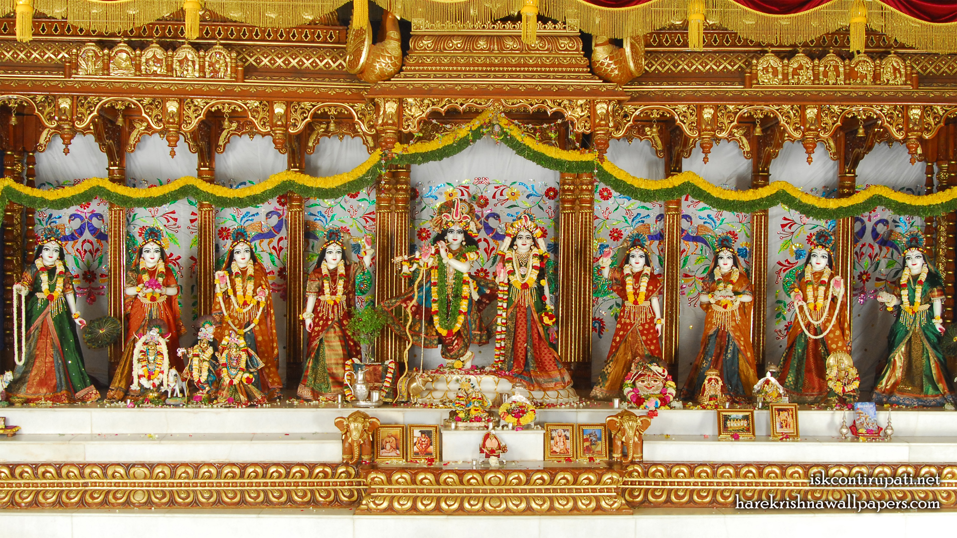Sri Sri Radha Govinda with Ashtasakhi Wallpaper (002) Size 1920x1080 Download