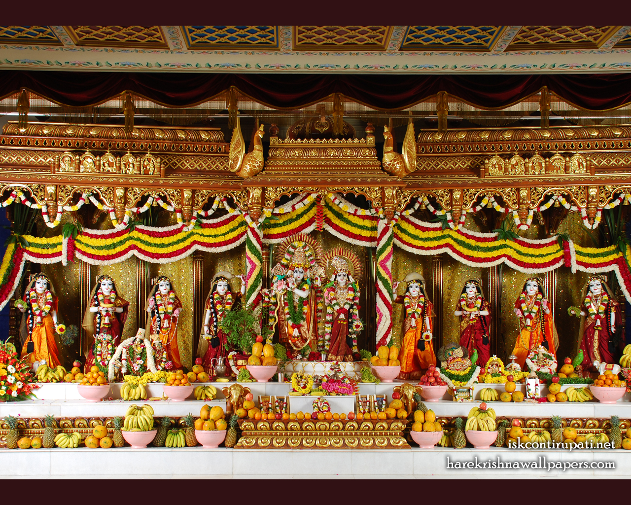 Sri Sri Radha Govinda with Ashtasakhi Wallpaper (005) Size 1280x1024 Download