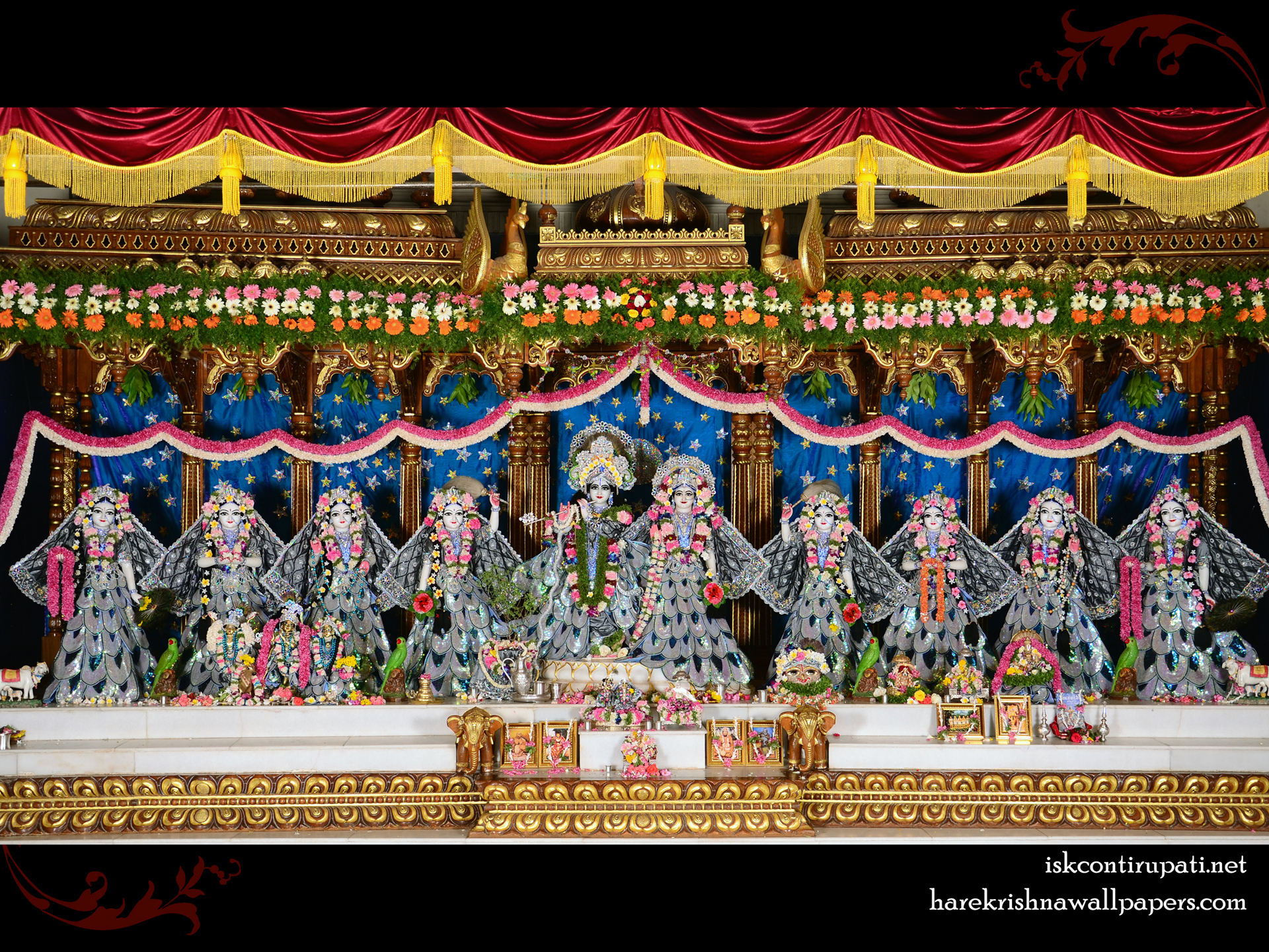 Sri Sri Radha Govinda with Ashtasakhi Wallpaper (010) Size 1920x1440 Download