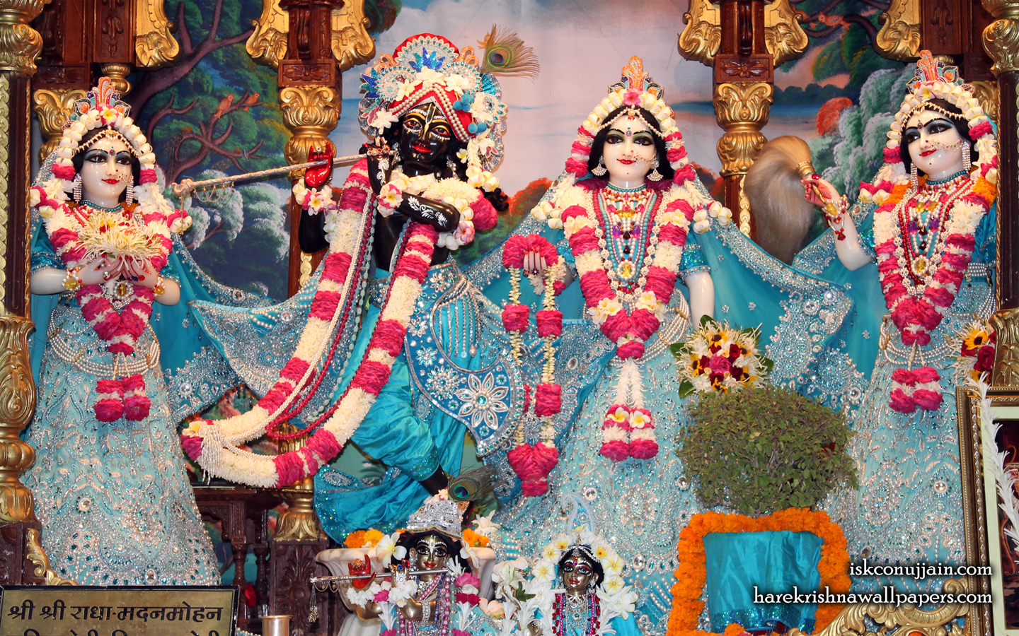 Sri Sri Radha Madanmohan Lalita Vishakha Wallpaper (006) Size 1440x900 Download