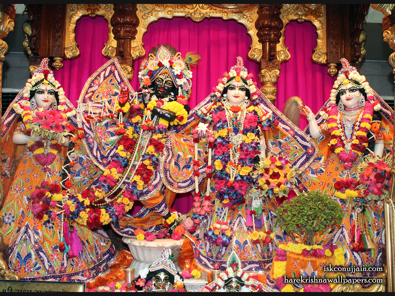 Sri Sri Radha Madanmohan Lalita Vishakha Wallpaper (008) Size 1280x960 Download