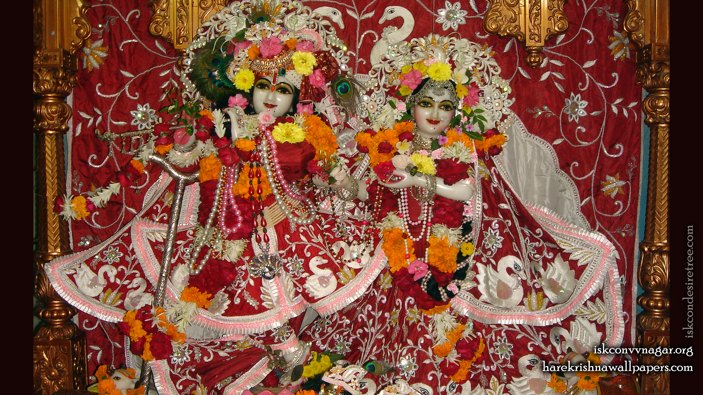 Sri Sri Radha Giridhari Wallpaper (012) Size 2400x1350 Download