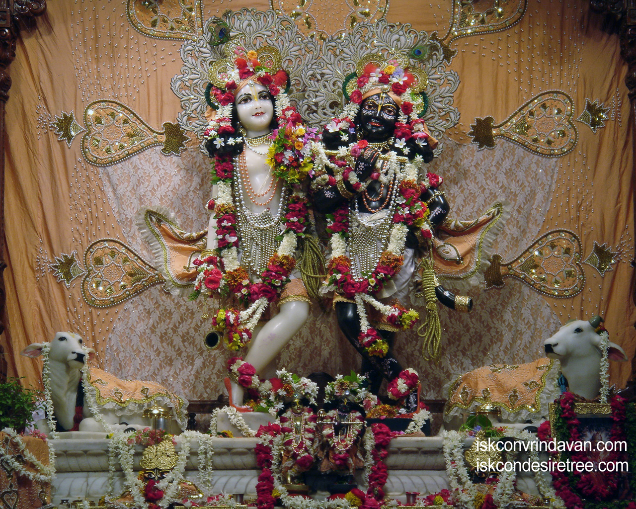 Sri Sri Krishna Balaram Wallpaper (021) Size 1280x1024 Download