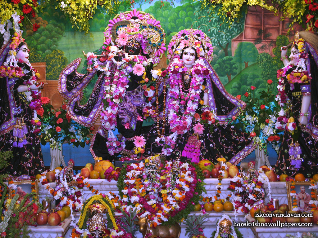 Sri Sri Radha Shyamsundar with Lalita Vishakha Wallpaper (003) Size 1024x768 Download